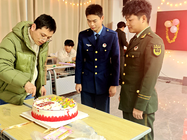 生日会2.jpg